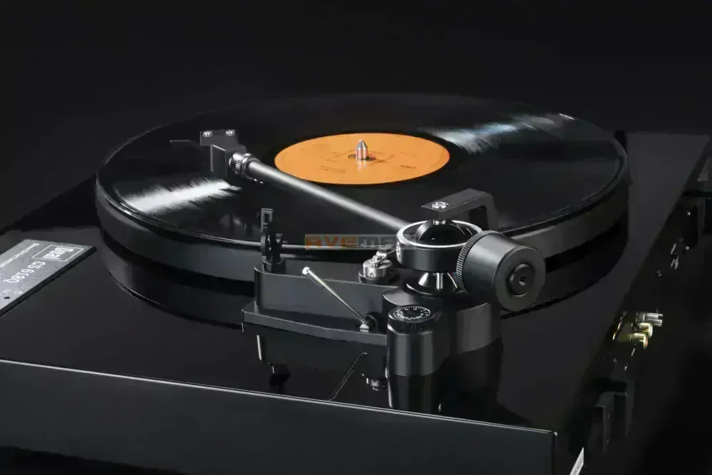 DUAL CS 618Q High End + Ortofon 2M BLUE