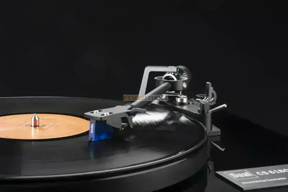 DUAL CS 618Q High End + Ortofon 2M BLUE