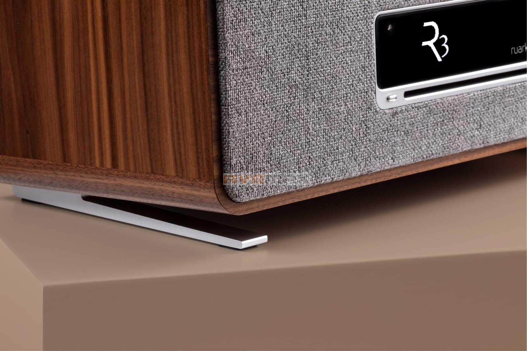 RUARK R3S (ořech)