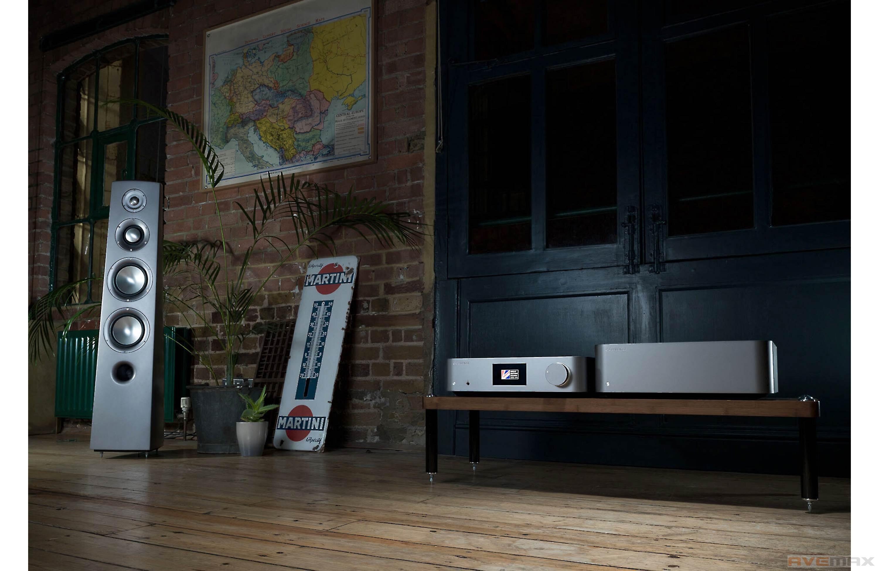 Cambridge Audio Edge W