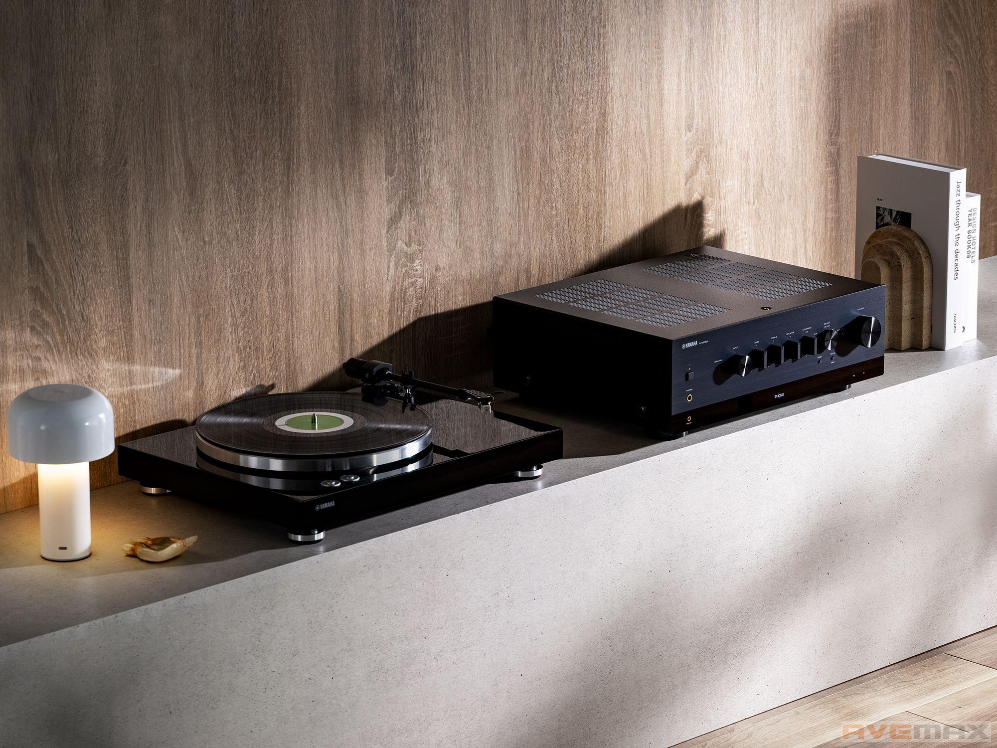 YAMAHA TT-S303